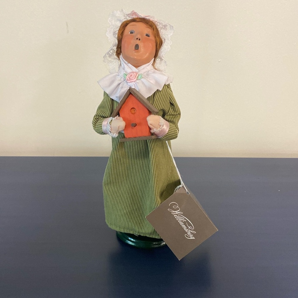 Buyer Choice Caroler; Colonial Girl w/ Birdhouse